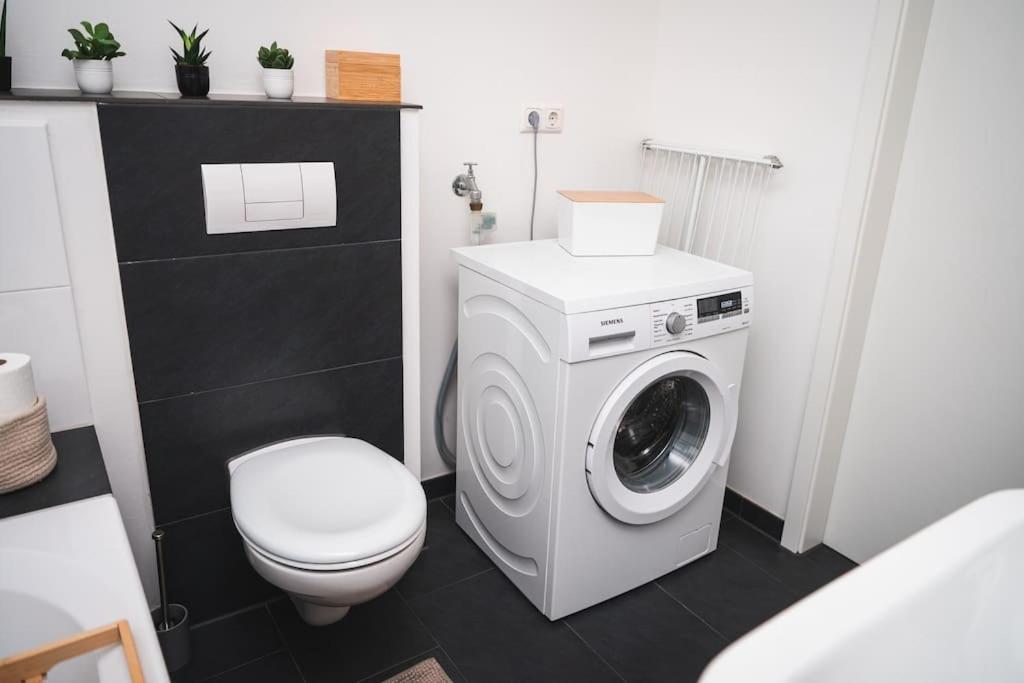 Traumwohnung Im Koelner Sueden Huerth Luaran gambar